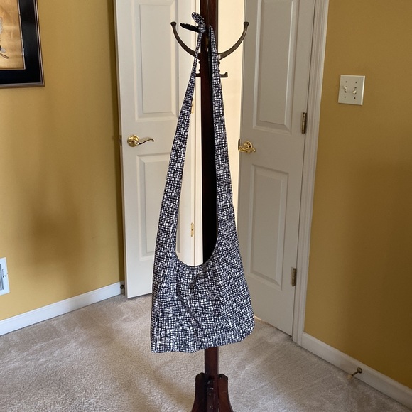 Fabric Crossbody bag with black and white pattern - Picture 3 of 3